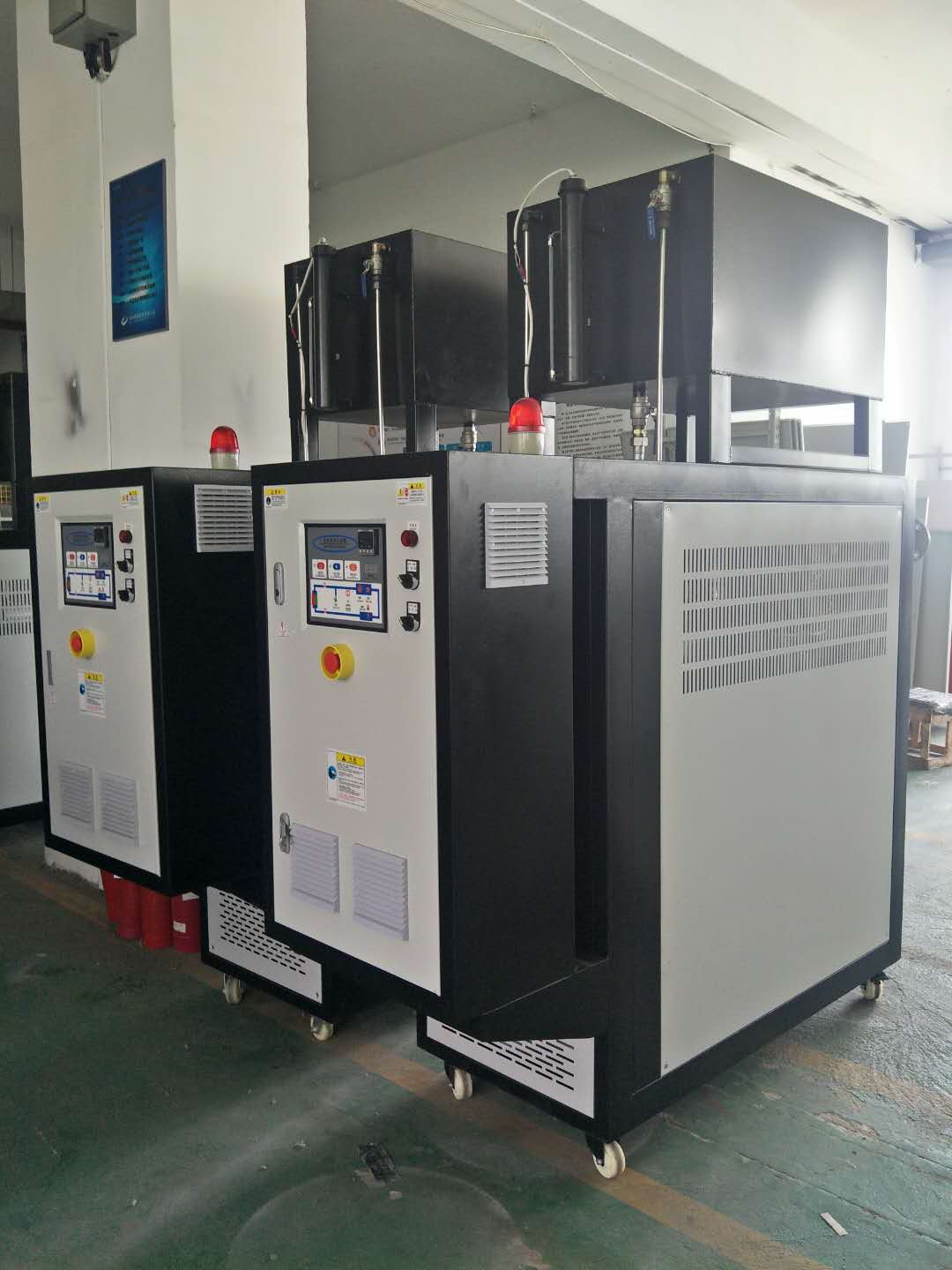 300�ȸߜ��ؙ͜C